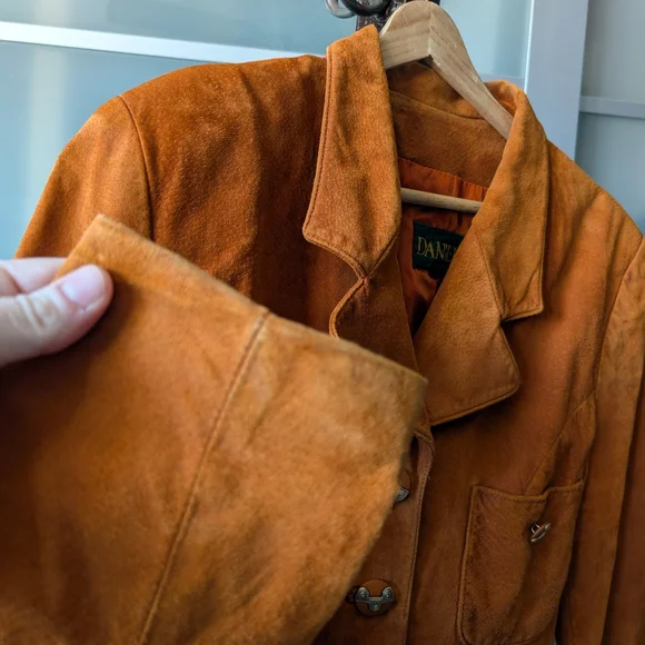 πΌπ¨π¦ Awesome Vintage Danier Orange Suede Jacket With Retro Buttons - Large - Picture 6 of 13